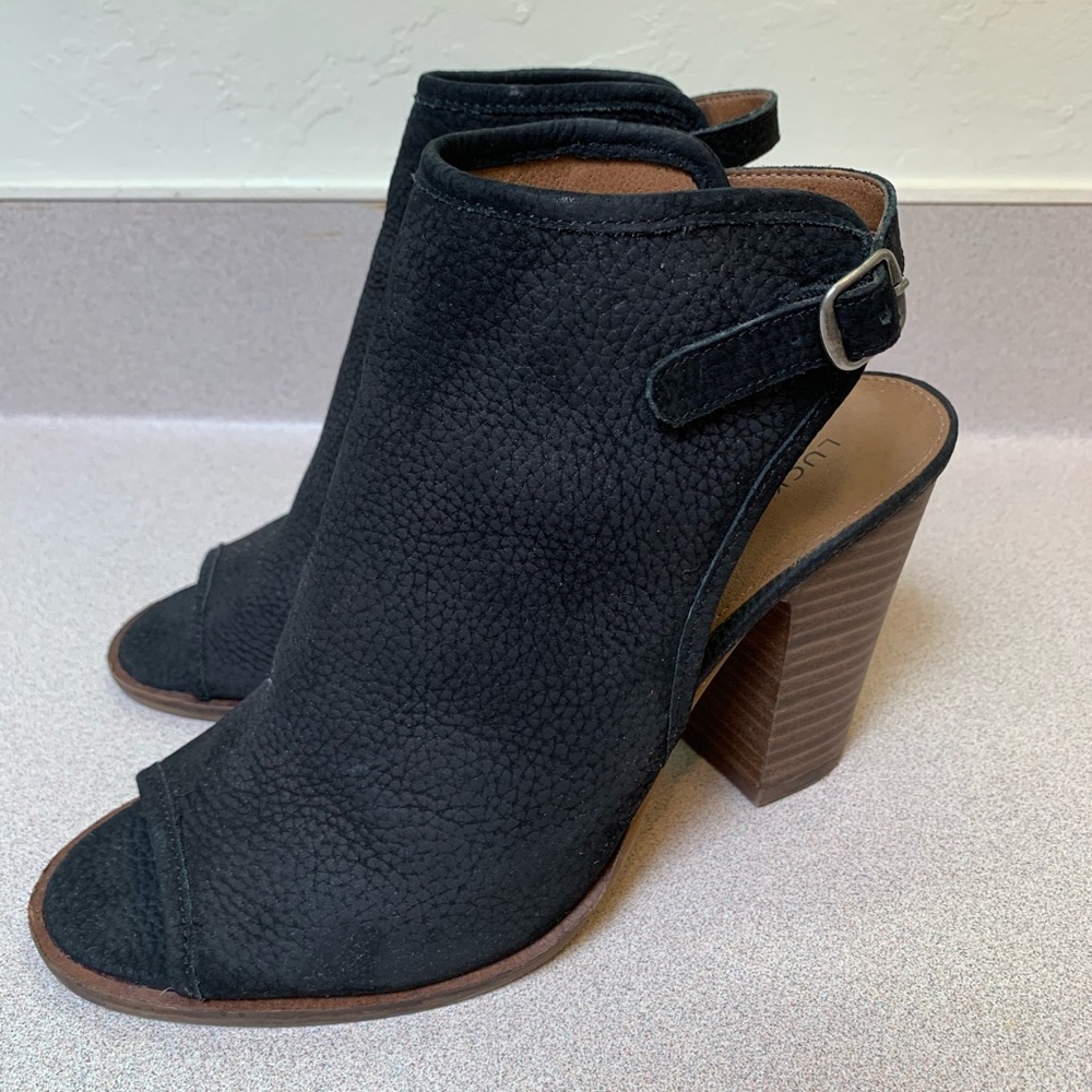 Lucky Brand peep toe block heel. Only worn once!